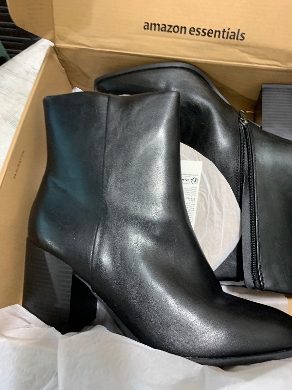 Photo 1 of Amazon Essentials Women's Clean Heel Ankle Boot, Black, 12