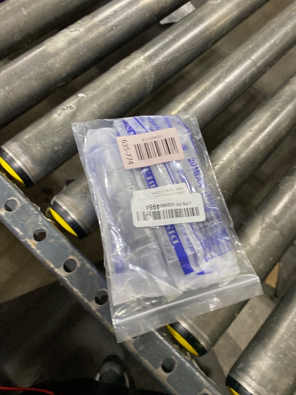 Photo 1 of 20ml Syringe for Liquid, Oral, Scientific Labs, Measurement, Dispensing, with Cap- 3 Pack 20ml Syringes