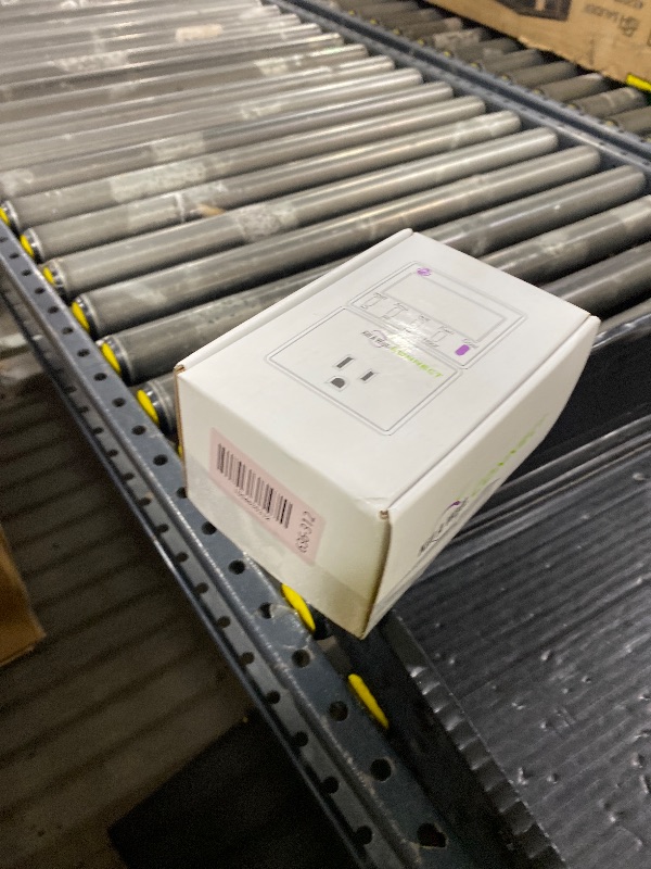 Photo 1 of Kill A Watt Connect P4498 Electricity Usage Monitor Power Consumption Meter with Two Piece Housing and 35 Inch Cord for Easy Use