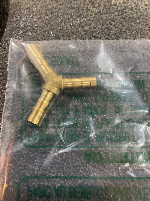 Photo 1 of X AUTOHAUX 2pcs 8mm Copper Barb Hose Fitting Tee Y Shape 3 Way Connector for Joiner Air Water Fuel Gas