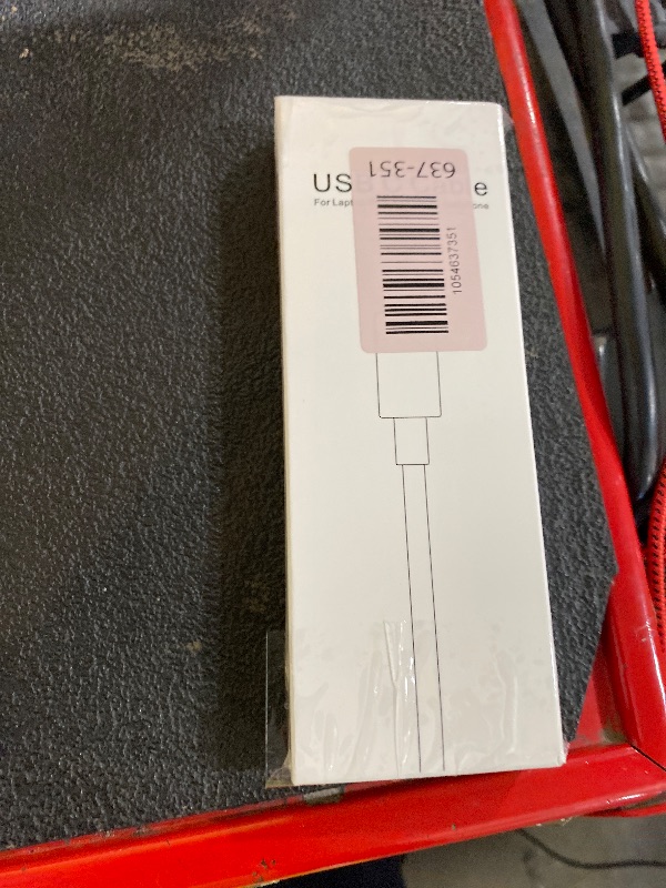 Photo 1 of USB C to USB C Cable for MacBook Air MacBook Pro Charger, iPad Pro 13 12.9 11 inch, iPad Air 5 4, Mini 6, iPhone 17 16 15 Pro Max, Pixel, USBC Type C Fast Charging Cord 6.6FT