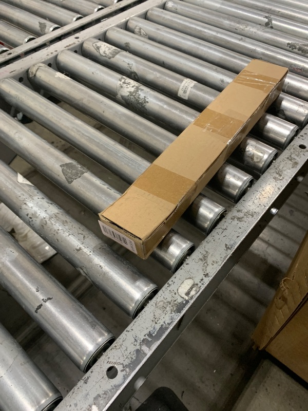 Photo 1 of 12pcs Artificial Calla Lily Flowers,13" Single Heads PU Flower Small Flower Bouquet Accessorie,Calla Lily Bridal Wedding Bouquet for Greenery Plants Indoor Outside Garland Home Office Decor (Purple)