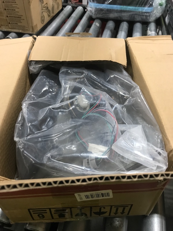 Photo 1 of Dasbecan Right Passenegr Side Tail Light Compatible with 2010 2011 Toyota Prius Rear Tail Lamp Replaces# 8155147111