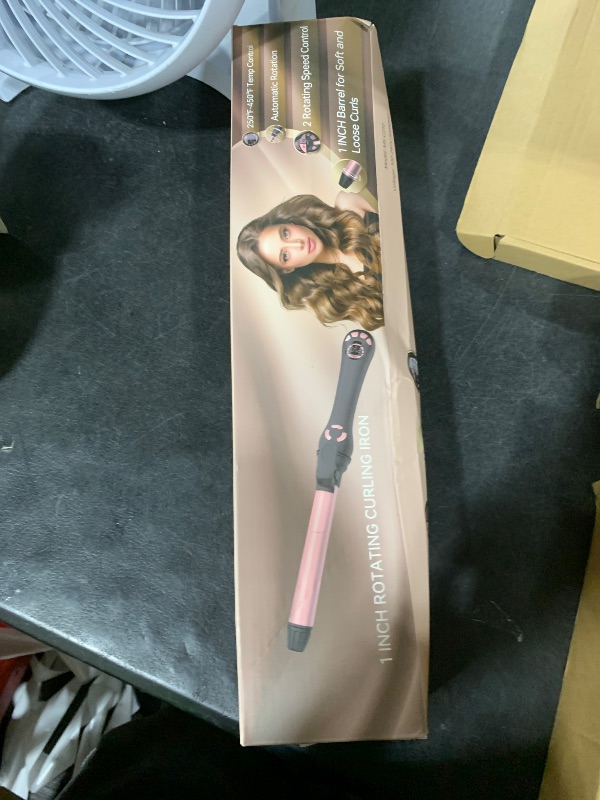 Photo 1 of Bed Head Rock N Roller Clamp Free 2-in-1 Curling Wand | Round Barrel for Tousled Waves