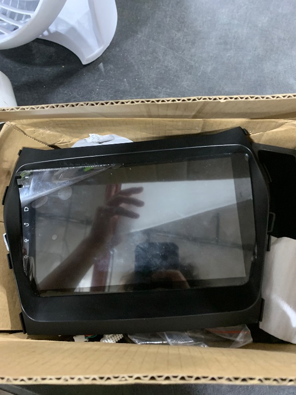 Photo 1 of Upriding Android 15 Radio?Qualcomm 8 Core 4+64G? for Hyundai Santa Fe 2013-2017 Radio 9'' Touch Screen Car Stereo with Wireless Carplay Android Auto, GPS/6G WiFi/DSP/Bluetooth/SWC/Mic, Backup Cam