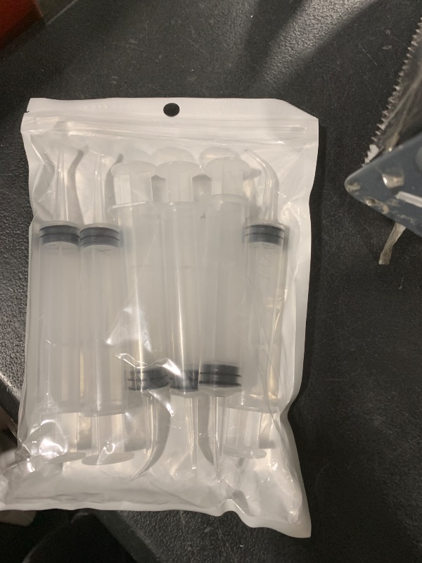 Photo 1 of 6 Pack Dental Irrigation Syringe, Wisdom Teeth Syringes with Curved Tip for Tooth