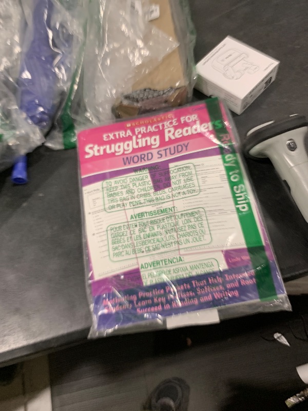 Photo 1 of Scholastic Extra Practice for Struggling Readers: Word Study Book, Grades 3 - 6