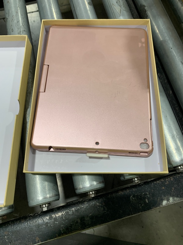 Photo 1 of tablet case with keyboard