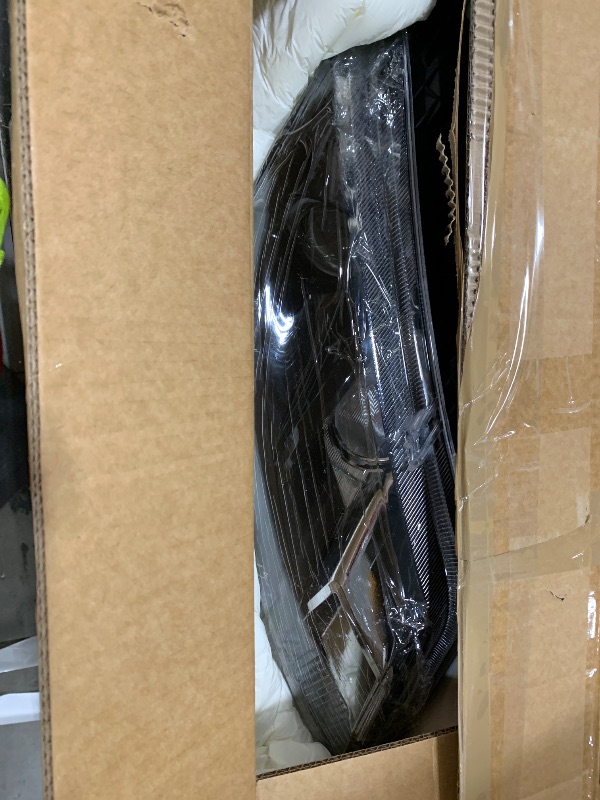 Photo 1 of munirater Headlight Assembly Replacement for 2010 2011 2012 Fusion Right Headlamp Passenger Side 9E5Z13008A