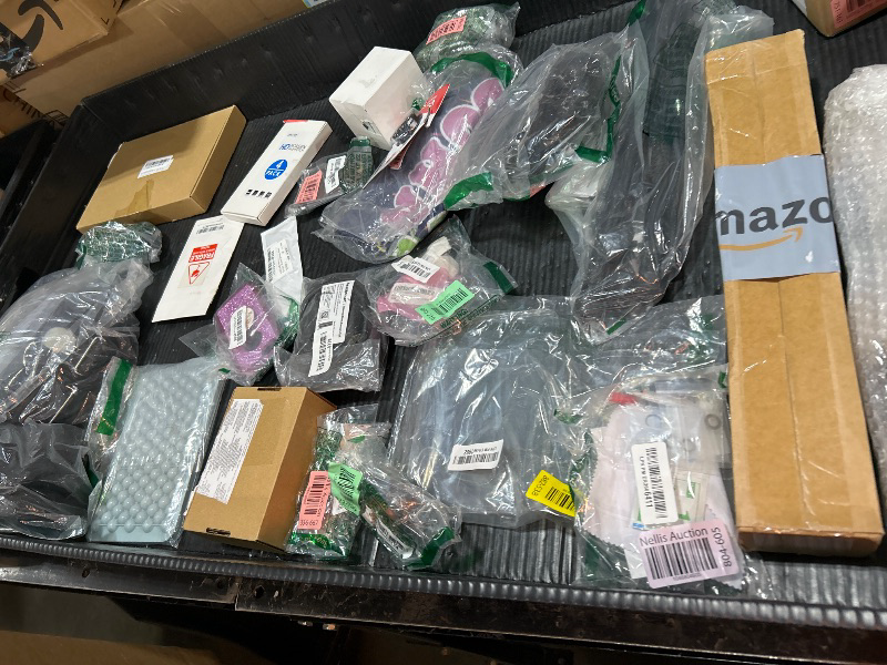 Photo 1 of Nellis Variety Box: Small