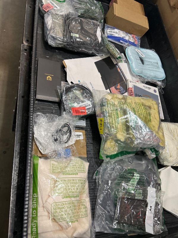Photo 1 of Nellis Variety Box: Small 
