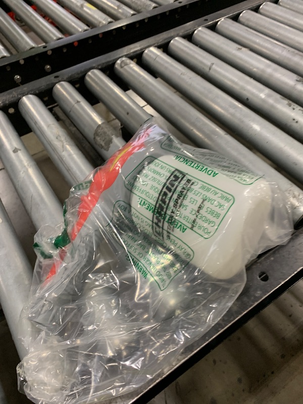 Photo 1 of MISSING SPRAY NOZZLE --------------------------------------------------------Chapin International G6015 Wet/Dry Hose-End Sprayer, Translucent