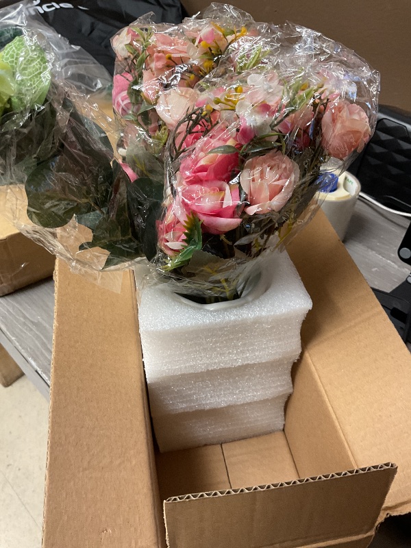 Photo 1 of LESING Artificial Silk Rose with Vase Fake Flowers Wedding Flowers Bouquets Arrangement Home Office Party Centerpiece Table Decoration (Pink)