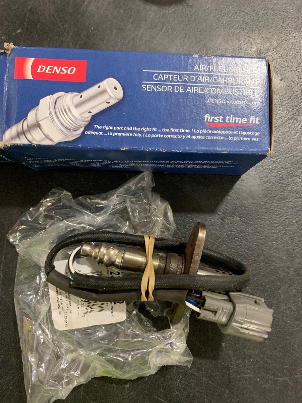 Photo 1 of Denso 234-9002 Air Fuel Ratio Sensor