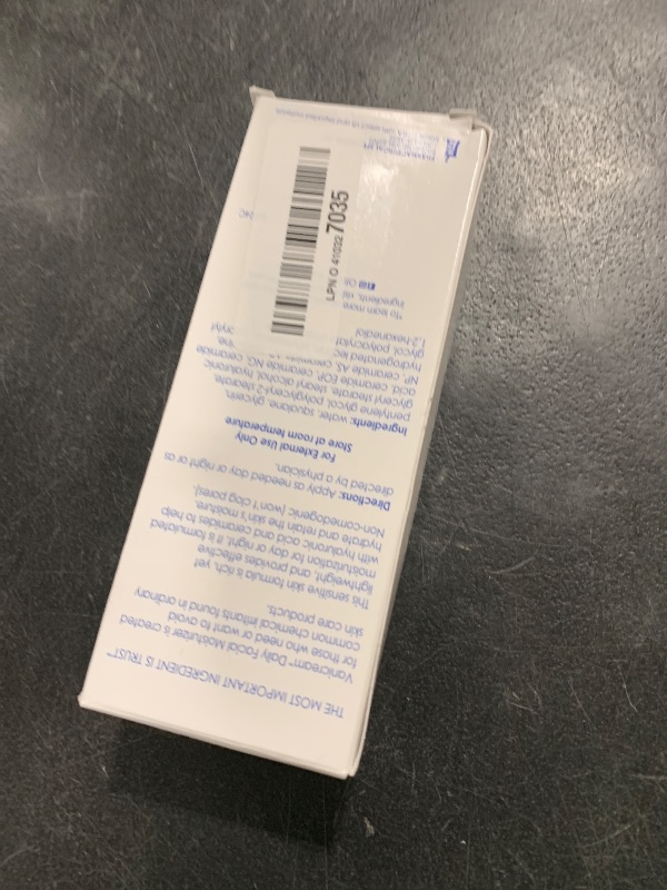 Photo 1 of Vanicream Daily Facial Moisturizer With Ceramides and Hyaluronic Acid - Formulated Without Common Irritants for Those with Sensitive Skin, 3 fl oz (Pack of 1)