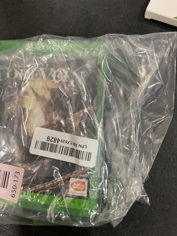 Photo 1 of Code Vein - Xbox One