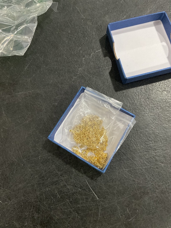 Photo 1 of Gold jewelry 