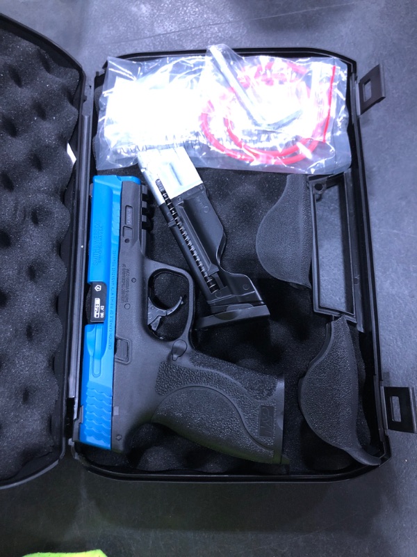 Photo 1 of Umarex T4E Smith & Wesson M&P M2.0 .43 Caliber Training Pistol Paintball Gun Marker, LE Blue
