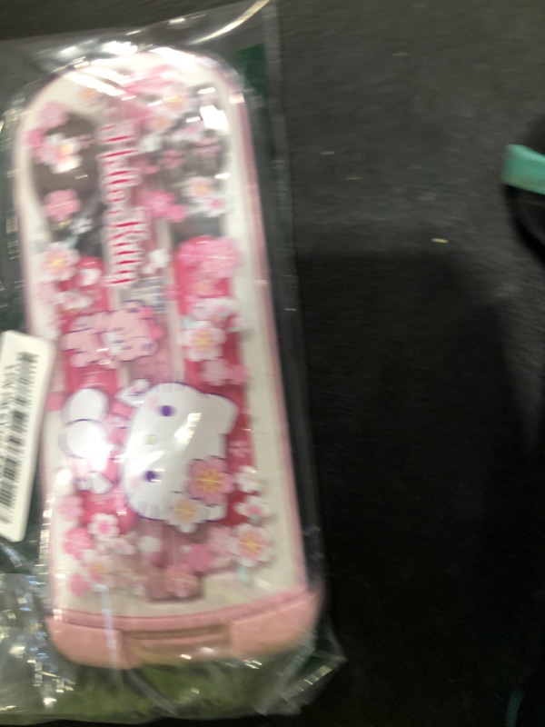 Photo 1 of OSK CT-20 Hello Kitty Cutlery Set, Sakura, Pull, Trio, Chopsticks, Spoon, Fork, Made in Japan, Sliding, Dishwasher Safe, Easy to Use, For Girls, Children, Elementary School Students