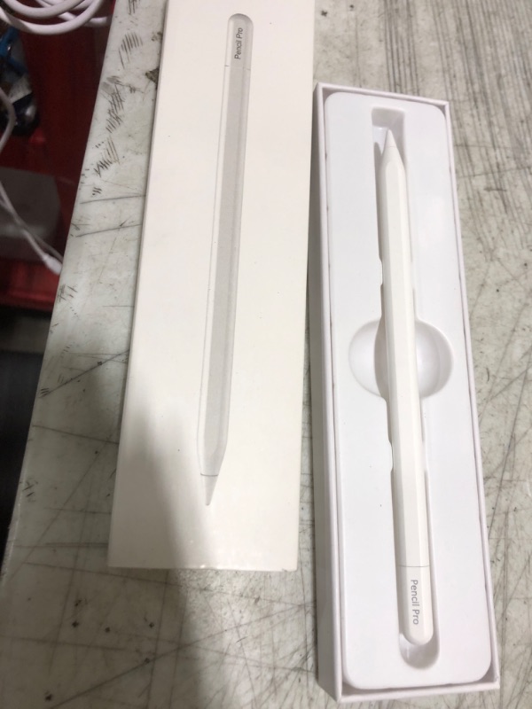 Photo 1 of Stylus Pencil Pro for iPad 2018-2025, Magnetic Wireless Charging, Tilt Sensitivity, Palm Rejection, Compatible with iPad 6/7/8/9/10/11th, Mini 5/6/7th, Pro 11"/12.9"/M4, Air 3/4/5/M2/M3, White