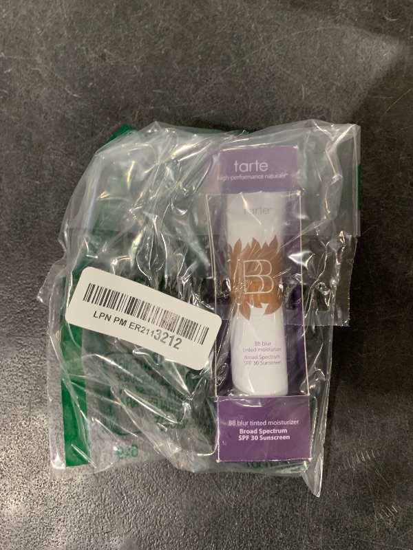Photo 1 of tarte BB blur tinted moisturizer Broad Spectrum SPF 30 - rich (deeper skin with a balance of warm & cool undertones) - full size