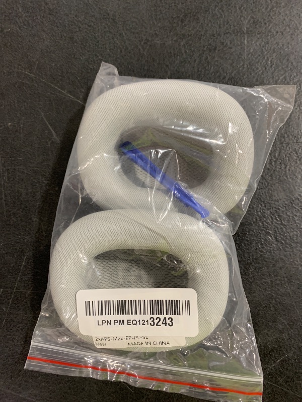 Photo 1 of Ear Cushions for AirPods Max Headphones,AirPods Max EarPads,Ear Pads Covers Made of Protein Leather and Memory Foam?Silver?