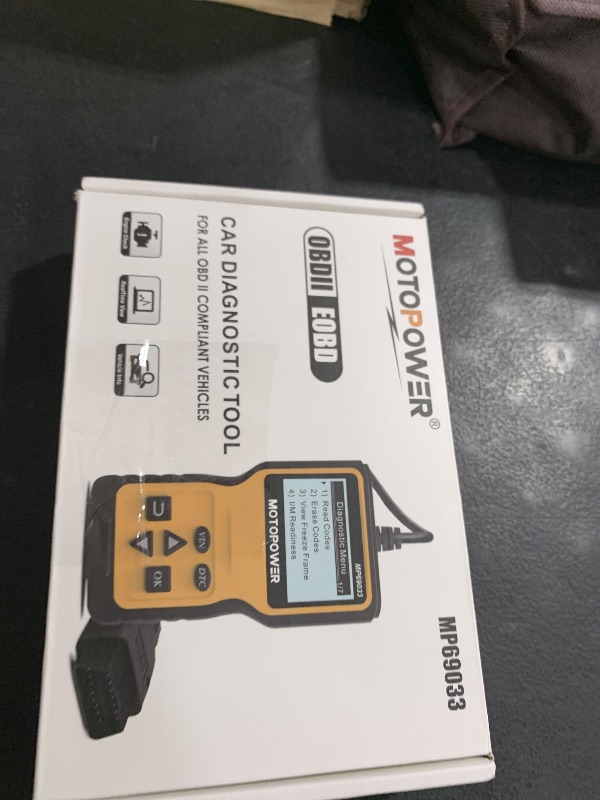 Photo 1 of MOTOPOWER MP69033 Car OBD2 Scanner Code Reader Engine Fault Scanner CAN Diagnostic Scan Tool for All OBD II Protocol Cars Since 1996, Yellow