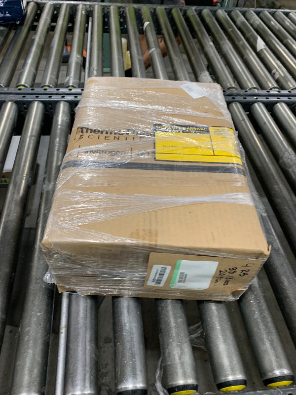 Photo 1 of 1000VA/800W Lithium UPS Battery Backup and Surge Protector, Backup Battery Power Supply with LiFePO4 Batteries(230.4 Wh), Sinewave UPS System, 10 Years Lifespan, 8 Outlets, LCD Display