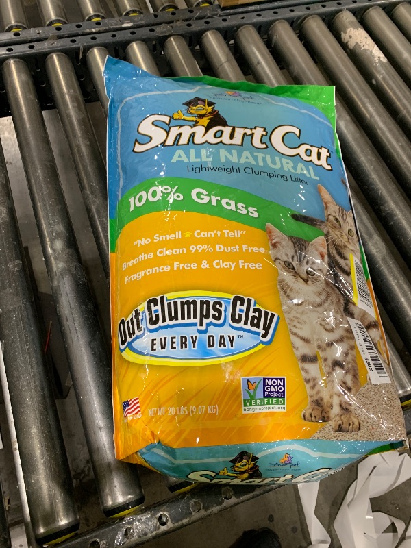 Photo 1 of SmartCat All Natural Clumping Cat Litter, 20 Pound (320oz 1 pack) - Alternative to Clay and Pellet Litter - Chemical and 99% Dust Free - Unscented and Lightweight