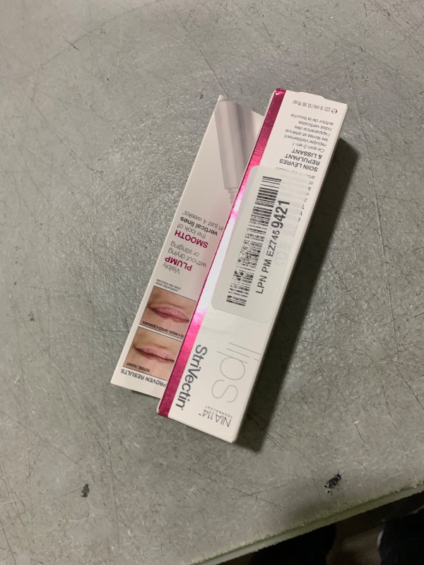 Photo 1 of StriVectin DoubleFix For Lips 2-in-1 Lip Fix Plumping Treatment & Vertical Line Treatment