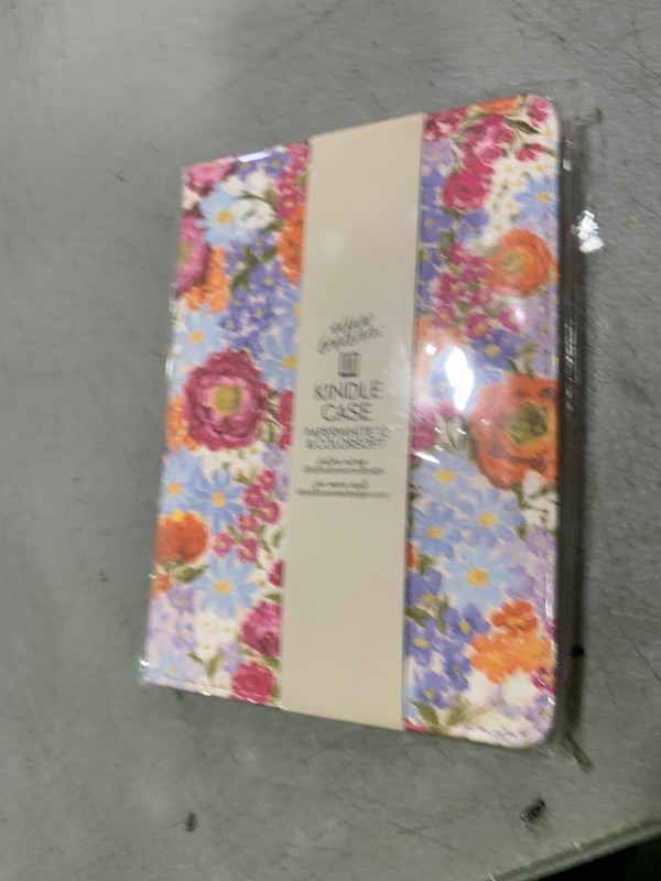 Photo 1 of Kindle Case