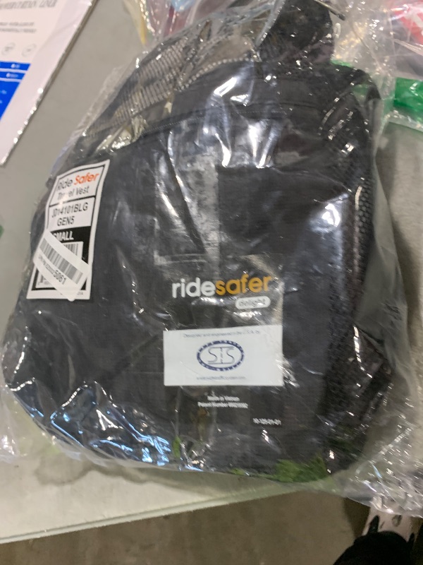 Photo 1 of RideSafer - Small Black, Lightweight, Compact, Portable Car Seat - Perfect for Travel and Everyday Child Safety