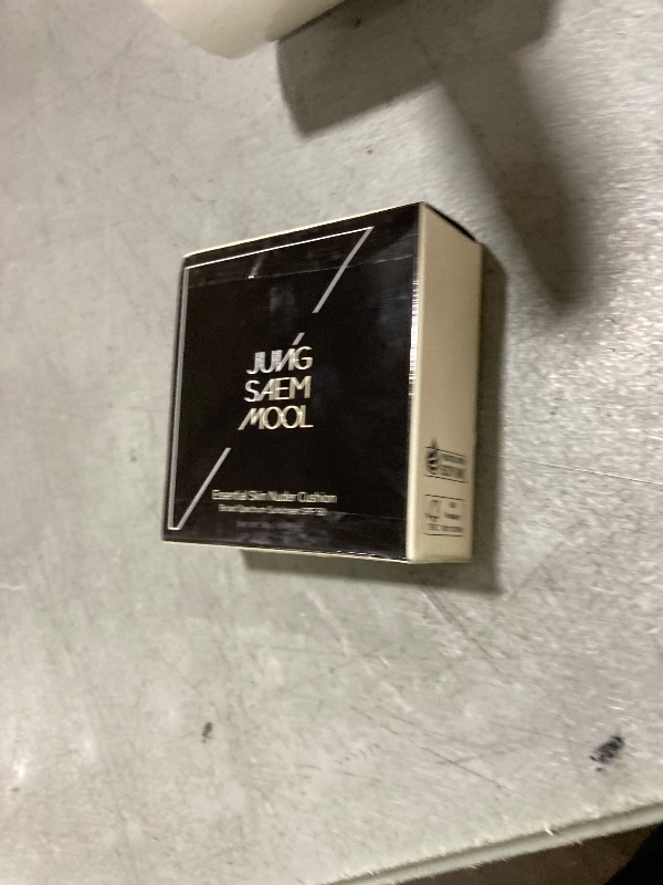 Photo 1 of [JUNGSAEMMOOL OFFICIAL] Essential Skin Nuder Cushion (04 N Light) | Refill not Included | Natural Finish | SPF50 Broad Spectrum | Korean Makeup Artist Brand | Foundation Makeup