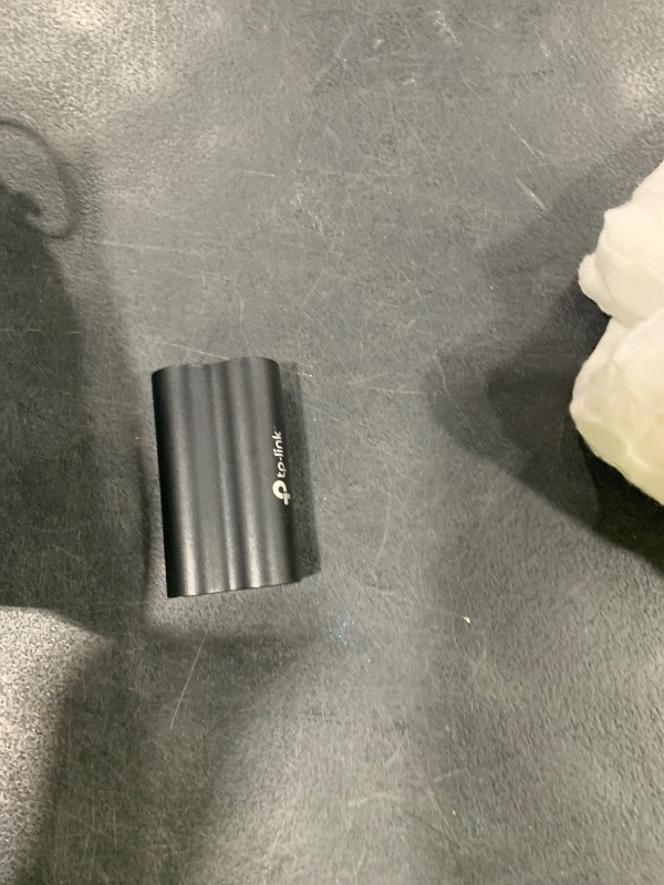 Photo 1 of TP-Link Tapo Battery Pack, Rechargeable 6700mAh Large Battery Capacity, Compatible with Tapo C420 and Tapo C400, Charging Protection (Tapo A100)
