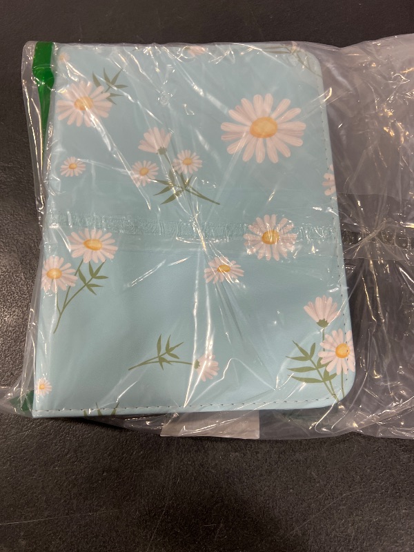 Photo 1 of 4 Pocket Trading Card Binders for 400 Cards, Cute Flower Pattern