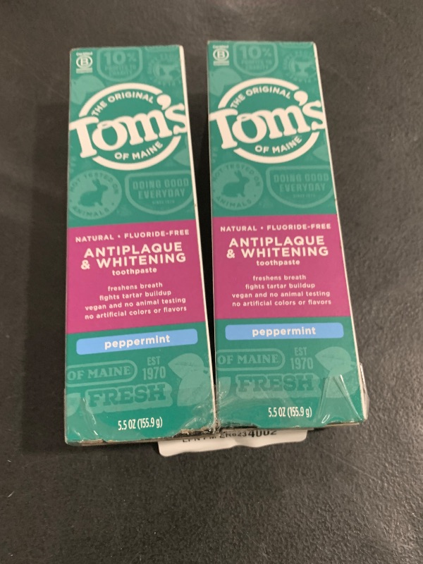 Photo 1 of Tom's of Maine Fluoride-Free Antiplaque & Whitening Natural Toothpaste, Peppermint, 5.5 oz. (Pack of 2)