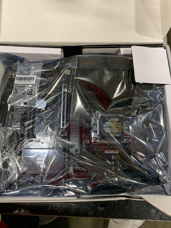Photo 1 of ASUS TUF GAMING B650-PLUS WIFI AMD B650 AM5 Ryzen™ Desktop 9000 8000 and 7000 ATX motherboard, 14 power stages, PCIe® 5.0 M.2 , DDR5 memory, WiFi 6 and 2.5 Gb Ethernet, USB4® support Aura Sync