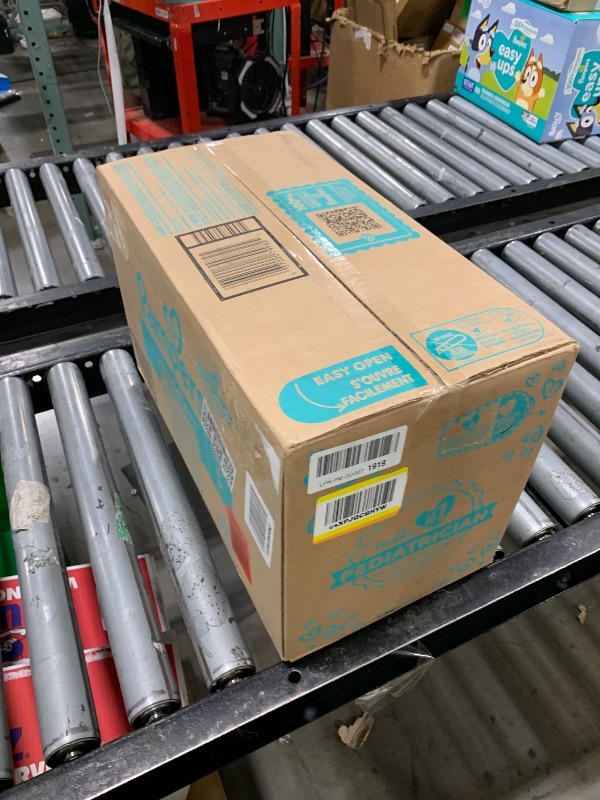 Photo 1 of Pampers Baby Diapers - Swaddlers - Size 5, 132 Count, Ultra Absorbent Disposable Infant Diaper