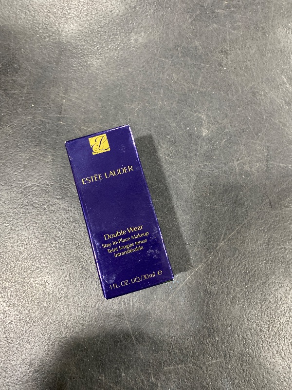 Photo 1 of Estée Lauder Double Wear Stay-in-Place 24-Hour Long-Wear Matte Foundation Makeup, 1 Fl Oz, 2N1 Desert Beige