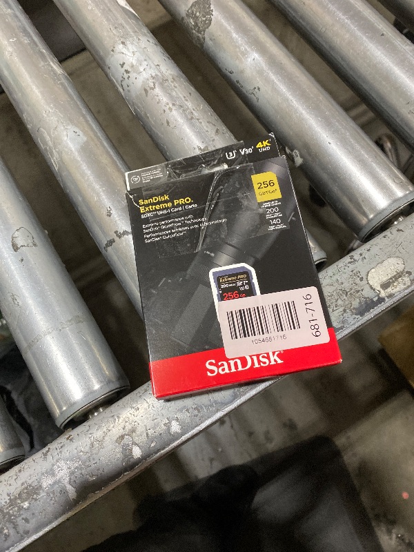 Photo 1 of SanDisk 256GB Extreme PRO SDXC UHS-I Memory Card - C10, U3, V30, 4K UHD, SD Card - SDSDXXD-256G-GN4IN, Dark gray/Black