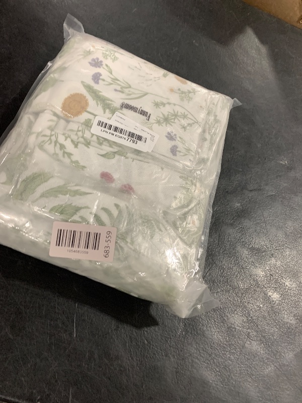 Photo 1 of Funnymoom 36 Pcs Herbs and Wild Flowers Cloth Napkins Floral Plants Reusable Napkins Country French Toile Dinner Soft Absorbent for Summer Holiday Party