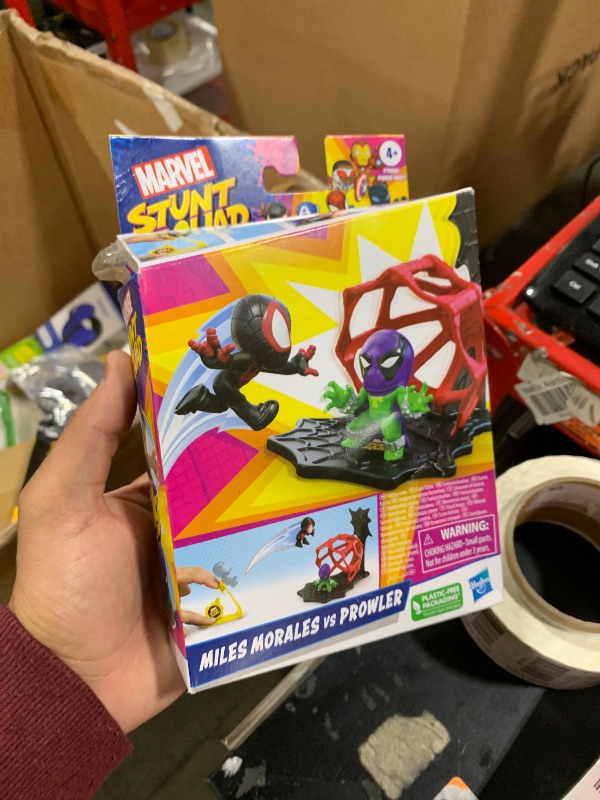 Photo 1 of Marvel Stunt Squad Spider-Man vs. Venom Playset, 1.5-Inch Super Hero Action Figures, Marvel Toys for Kids Ages 4 and Up