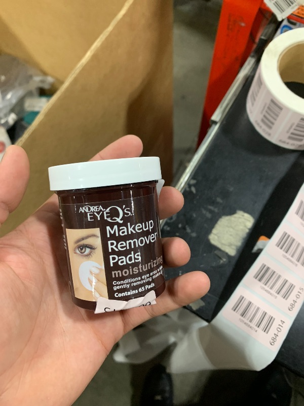 Photo 1 of Andrea Eye Q's Eye Make Up Remover, Eye Q's Moisturizing, 65 pads