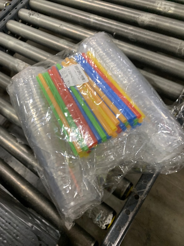 Photo 1 of ELEGANT DISPOSABLES [40 Sets - 32 Oz] Crystal Clear PET Plastic Cups With Flat lids & Straws for Iced Coffee, Milkshake, Cold Drinks, Slush Cups, Smoothy's, Slurpee, Party's, Plastic Disposable Cups