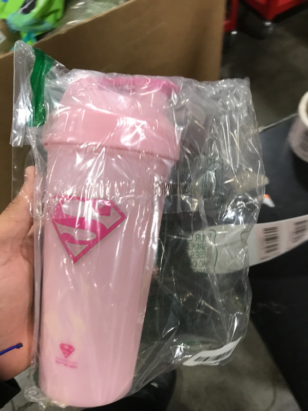 Photo 1 of Smartshake Lite Justice League Protein Shaker Bottle 800ml – DC Comics Water Bottle, Leakproof BPA Free Gym Shaker And Protein Powder (Supergirl)