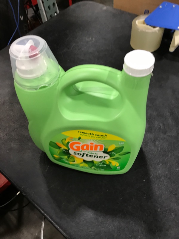 Photo 1 of Gain Fabric Softener, Original Scent, 140 fl oz, 190 Loads, HE Compatible, Packaging may vary