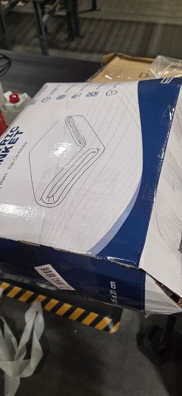 Photo 1 of Easthome Electric Heated Blanket Queen Size Dual Control - Jacquard Checkered Sherpa 84"x90" Fast Heating Bed Blankets with 6 Heating Levels & 10 Hours Auto Off, Over-Heat Protection ETL, Red