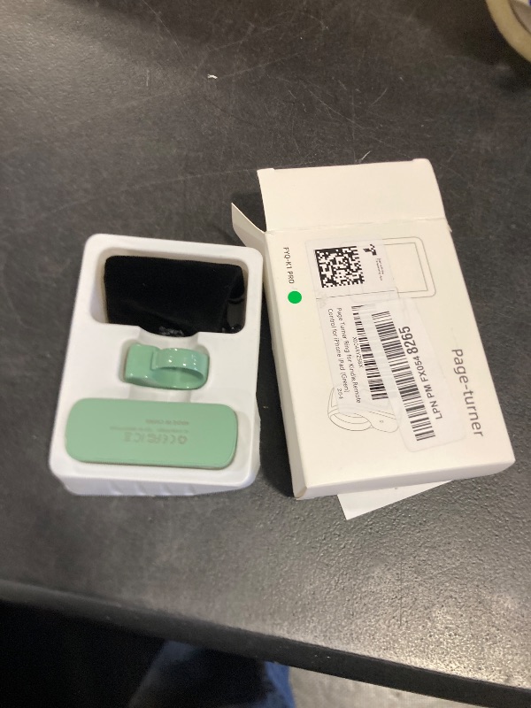 Photo 1 of Page Turner Ring for Kindle,Remote Control for iPhone iPad Android Tablets E-Readers,Clicker Page Turner for Kindle Accessories for Camera Video Record&Shutter Selfie (Green)