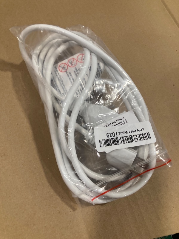 Photo 1 of 16/3 Short Extension Cord 8 FT, White Extension Cord Flexible & Durable, Indoor 3 Prong Power Cable, Suitable for Home and Office, 13 Amp 1625 Watt 125VAC 16AWG, ETL Listed