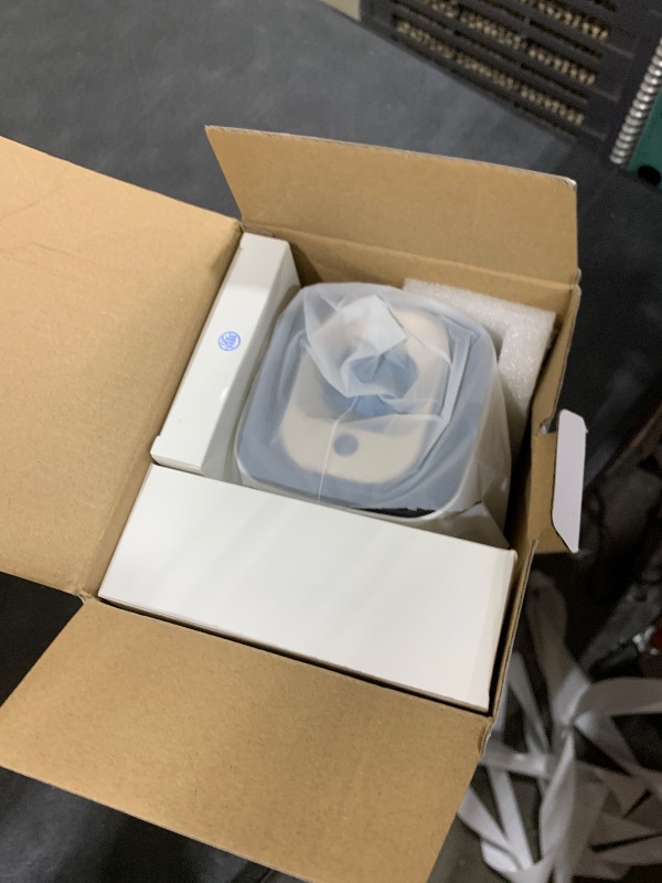 Photo 1 of ?Auto Focus&1080P?Magcubic Mini Smart Projector with 4K Support, Portable Projector with Wifi and Bluetooth, 5W Speaker, Built in Apps, Voice Control, Outdoor Movie Projector